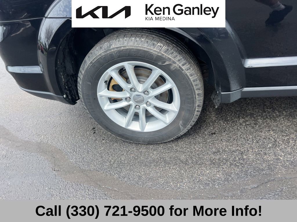 Used 2017 Dodge Journey SXT w/ Comfort/Convenience Group image 20