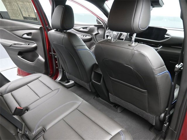 Used 2024 Buick Envista Sport Touring w/ Convenience I Package image 24