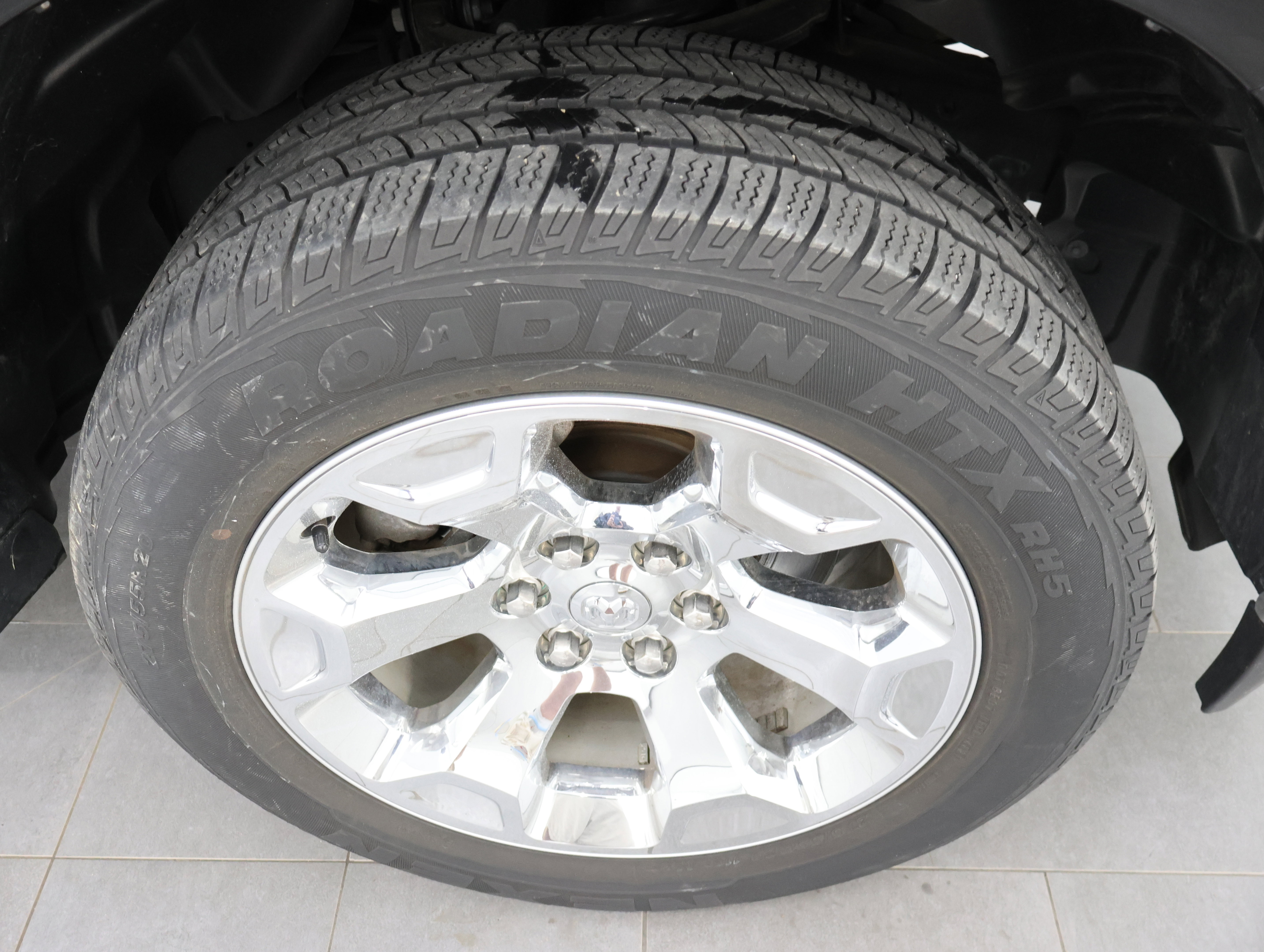 Used 2022 RAM 1500 Big Horn AWD/4WD image 3