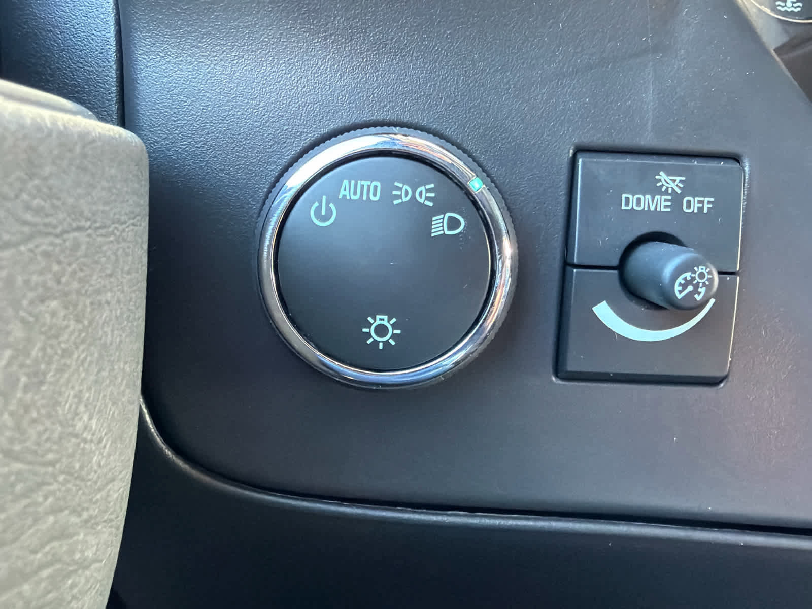 New 2025 Chevrolet Express 2500 w/ Driver Convenience Package image 21