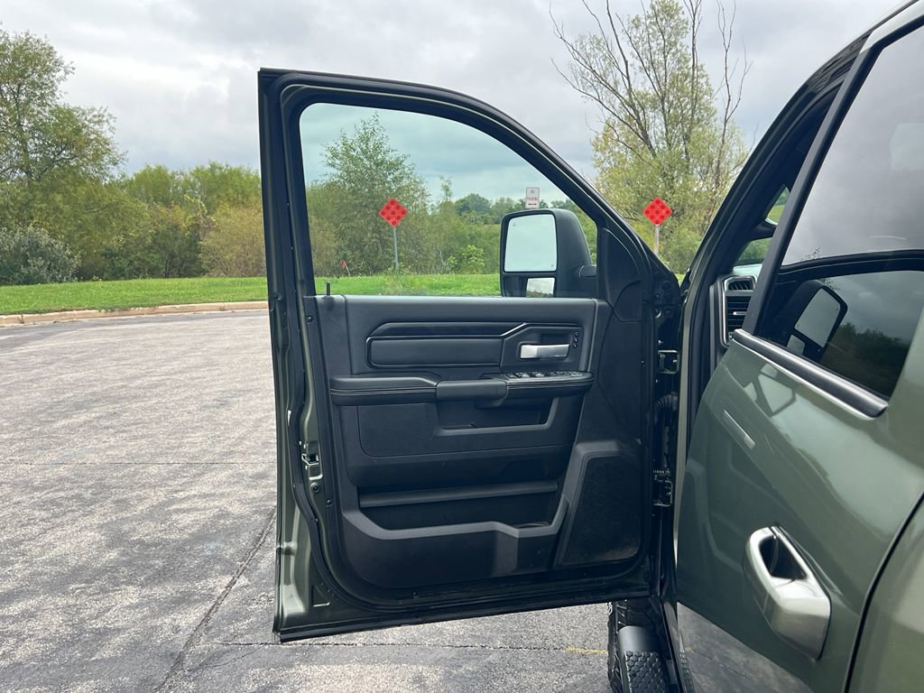 Used 2024 RAM 2500 Power Wagon w/ Towing Technology Group image 14