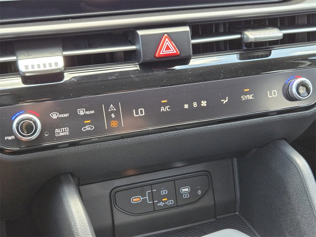 New 2026 Kia Sportage SX image 14