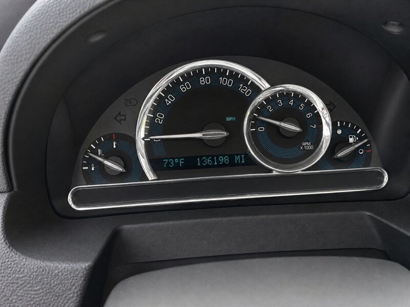 Used 2011 Chevrolet HHR LT FWD image 11