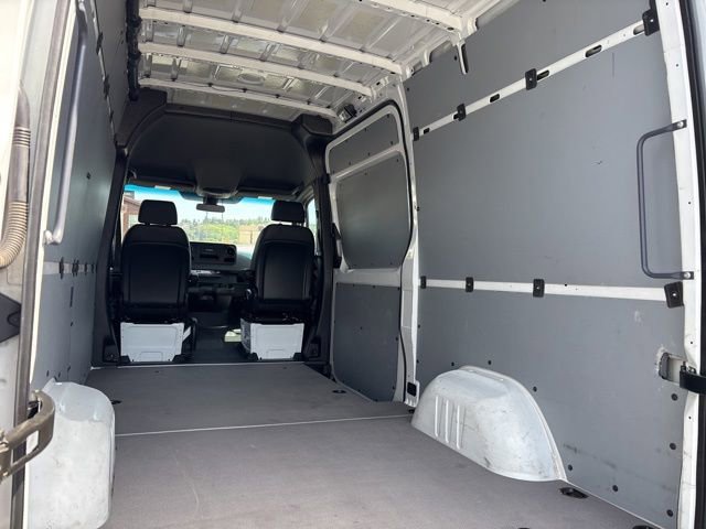 Used 2025 Mercedes-Benz Sprinter 2500 image 19
