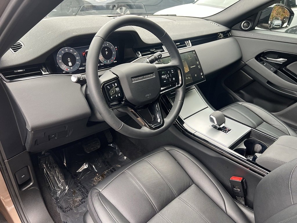 Used 2024 Land Rover Range Rover Evoque S image 21