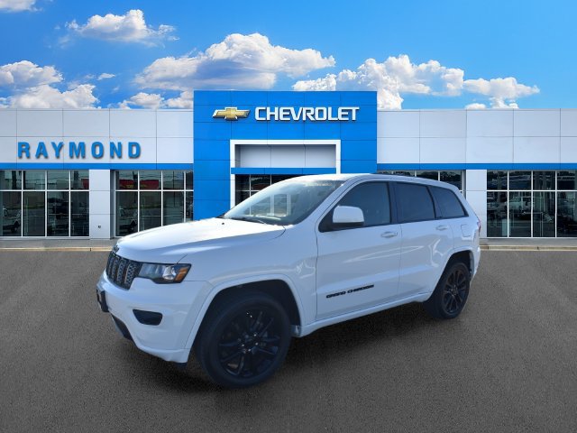 Used 2020 Jeep Grand Cherokee Altitude AWD/4WD image 7