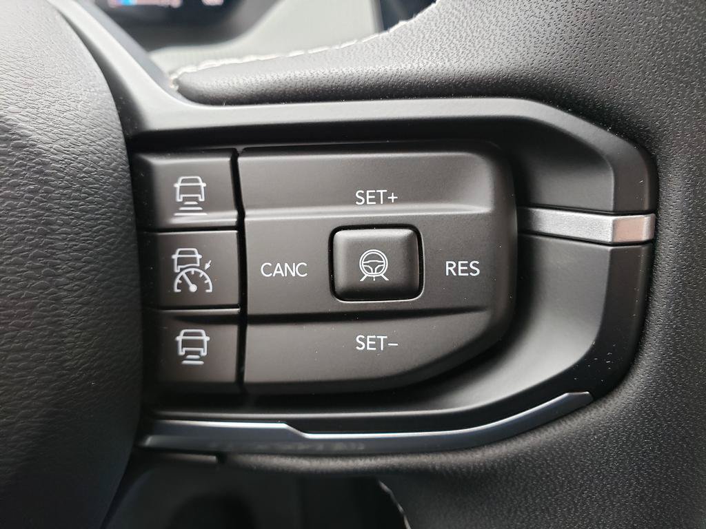 New 2026 Jeep Cherokee Laredo AWD/4WD image 18