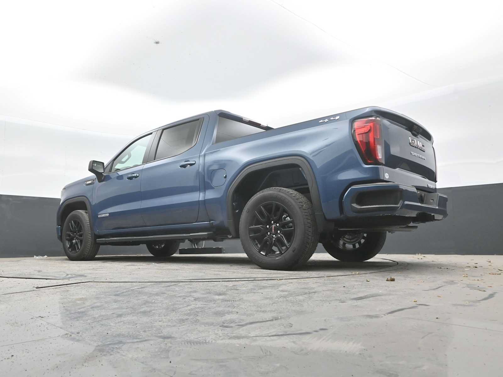 New 2026 GMC Sierra 1500 Elevation AWD/4WD image 38