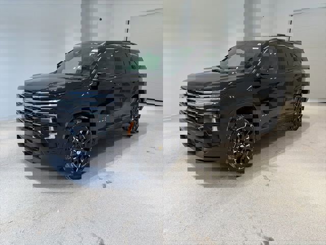 New 2026 Chevrolet Traverse LT w/ Sun and Wheel Package image 3