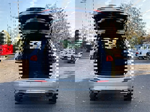 Used 2023 Buick Enclave Premium w/ Experience Buick Package image 16