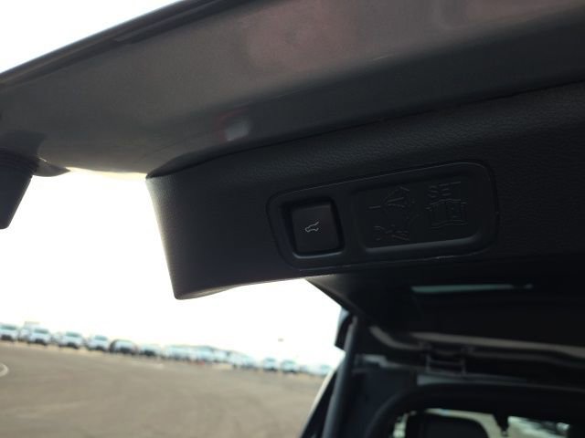 Used 2021 Ford Expedition Limited image 18