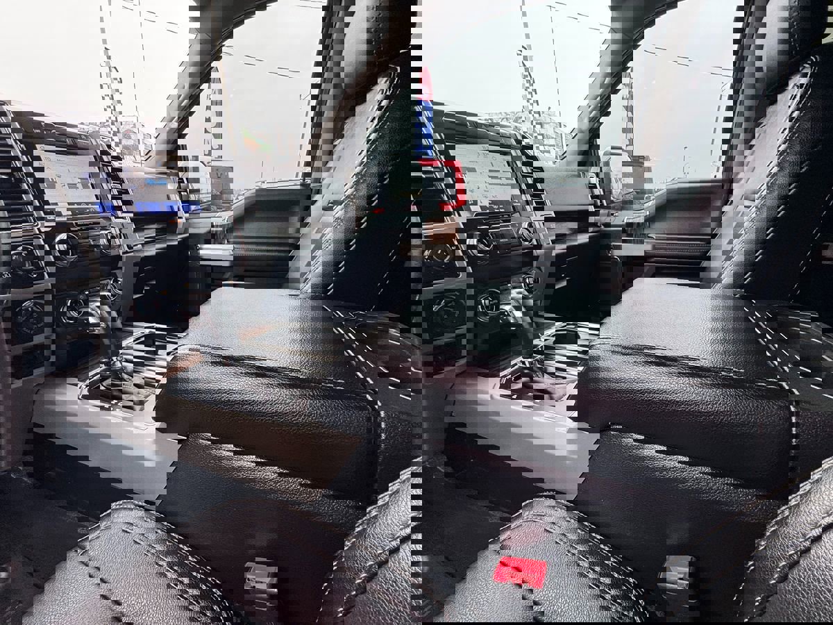 Used 2020 Ford F150 Lariat w/ Equipment Group 502A Luxury image 21