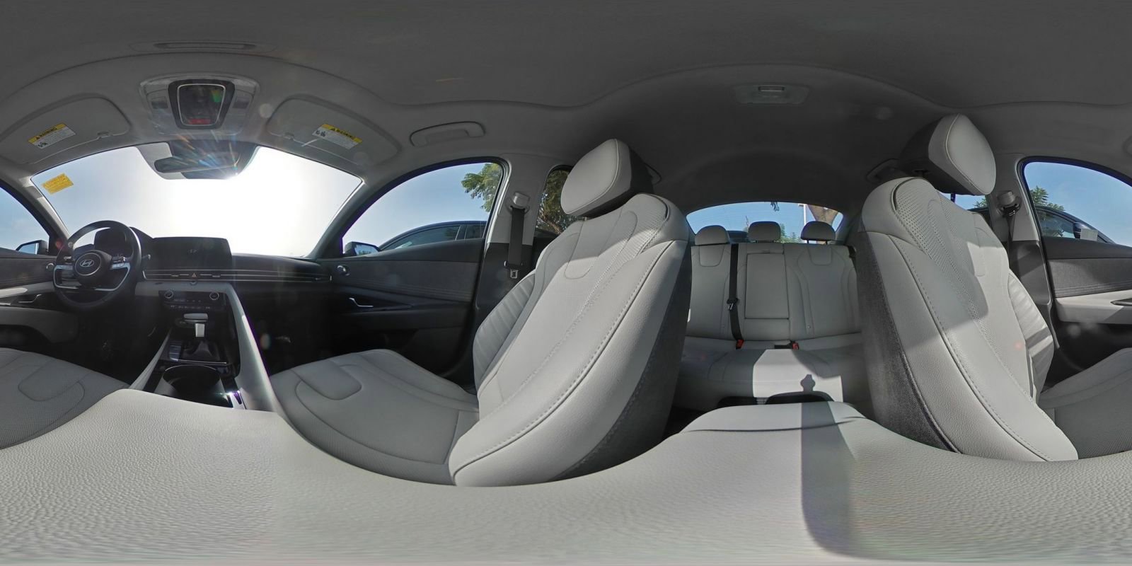 Used 2025 Hyundai Elantra Limited image 42