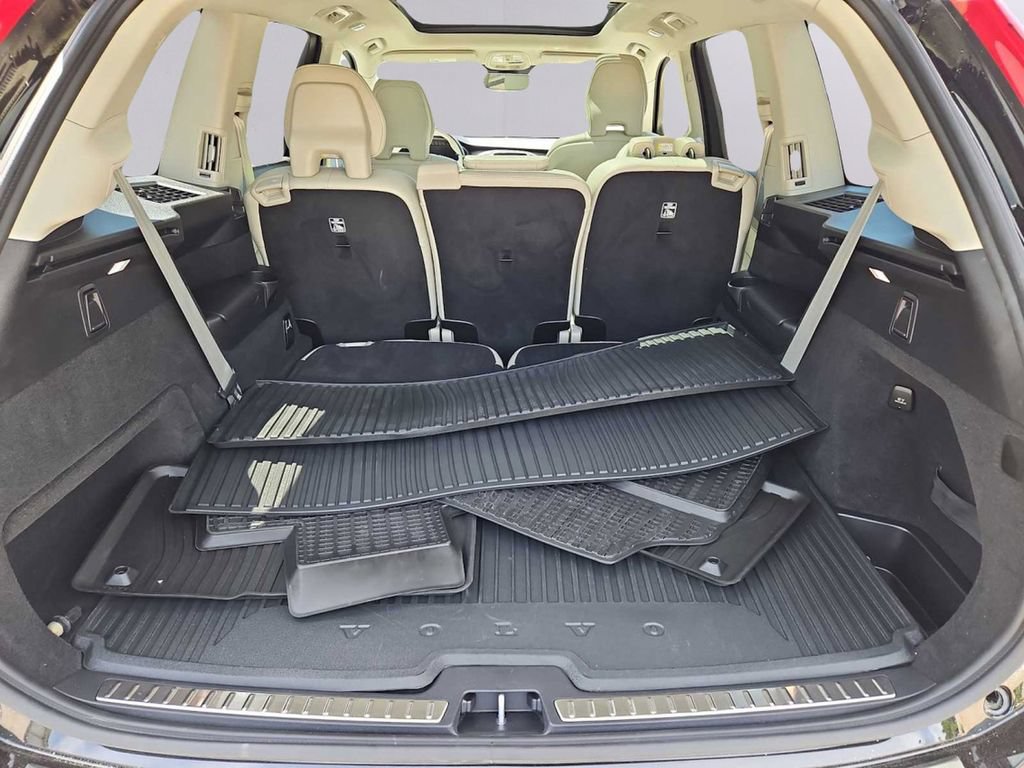 Used 2024 Volvo XC90 B5 Plus w/ Protection Package Premier AWD/4WD image 35