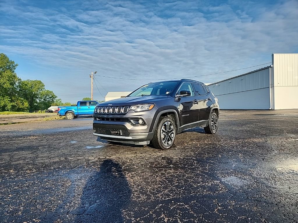 Used 2022 Jeep Compass Limited AWD/4WD image 9