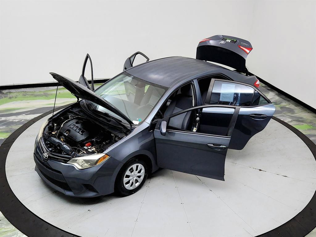 Used 2014 Toyota Corolla L FWD image 32