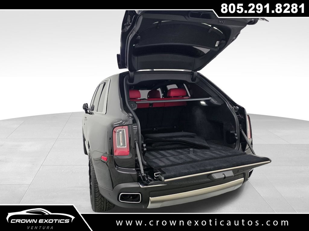 Used 2022 Rolls-Royce Cullinan w/ Interior Detailing Package AWD/4WD image 40