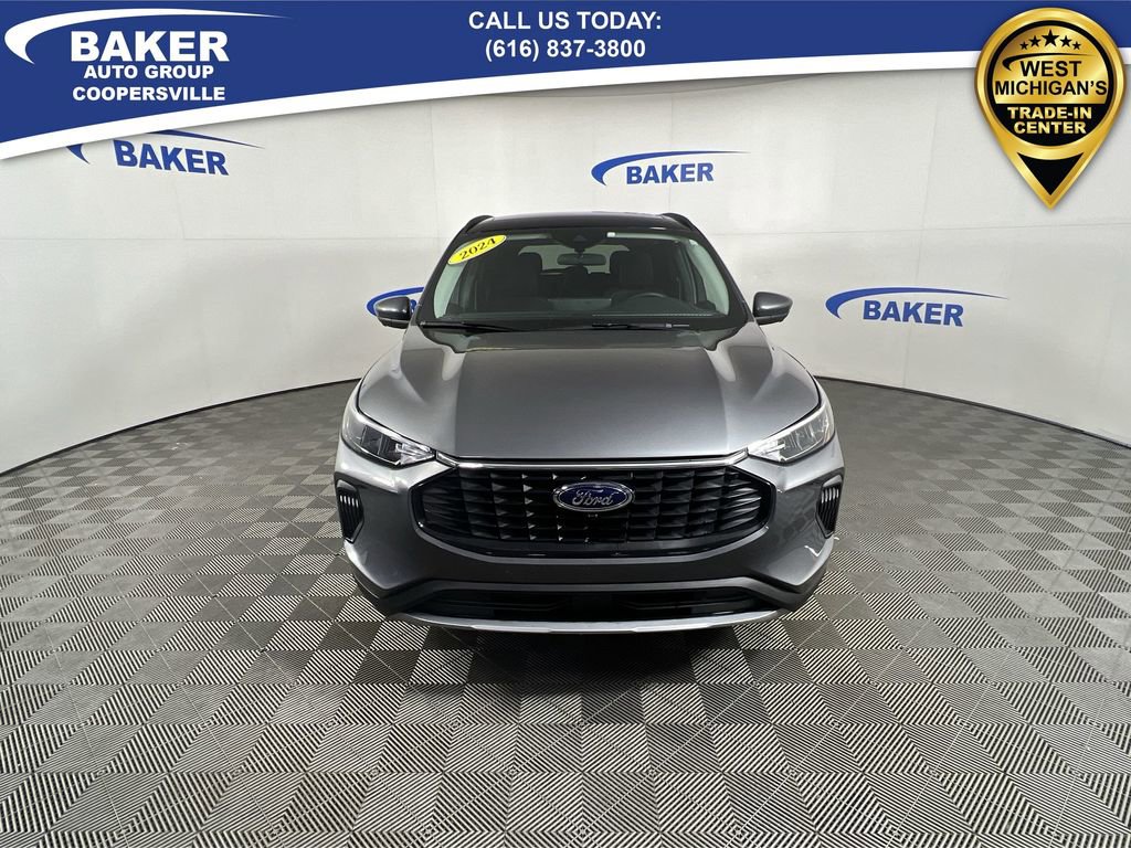 Used 2024 Ford Escape Active w/ Tech Pack #2 image 3