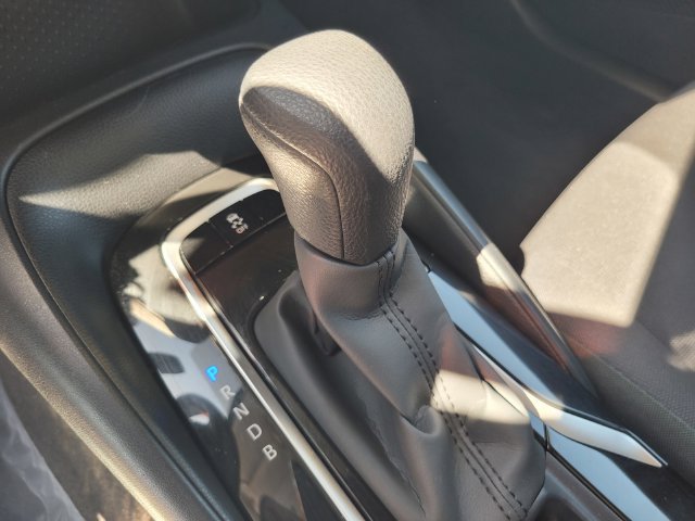 Used 2022 Toyota Corolla LE FWD image 20