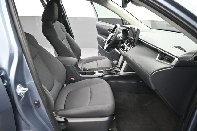 Used 2024 Toyota Corolla Cross LE FWD image 14