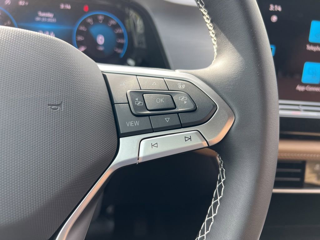 New 2026 Volkswagen Atlas Cross Sport SE image 17