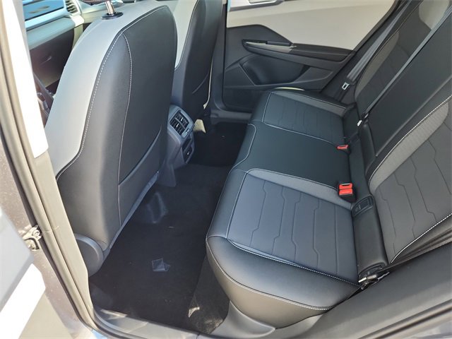 New 2025 Volkswagen Taos SE image 8