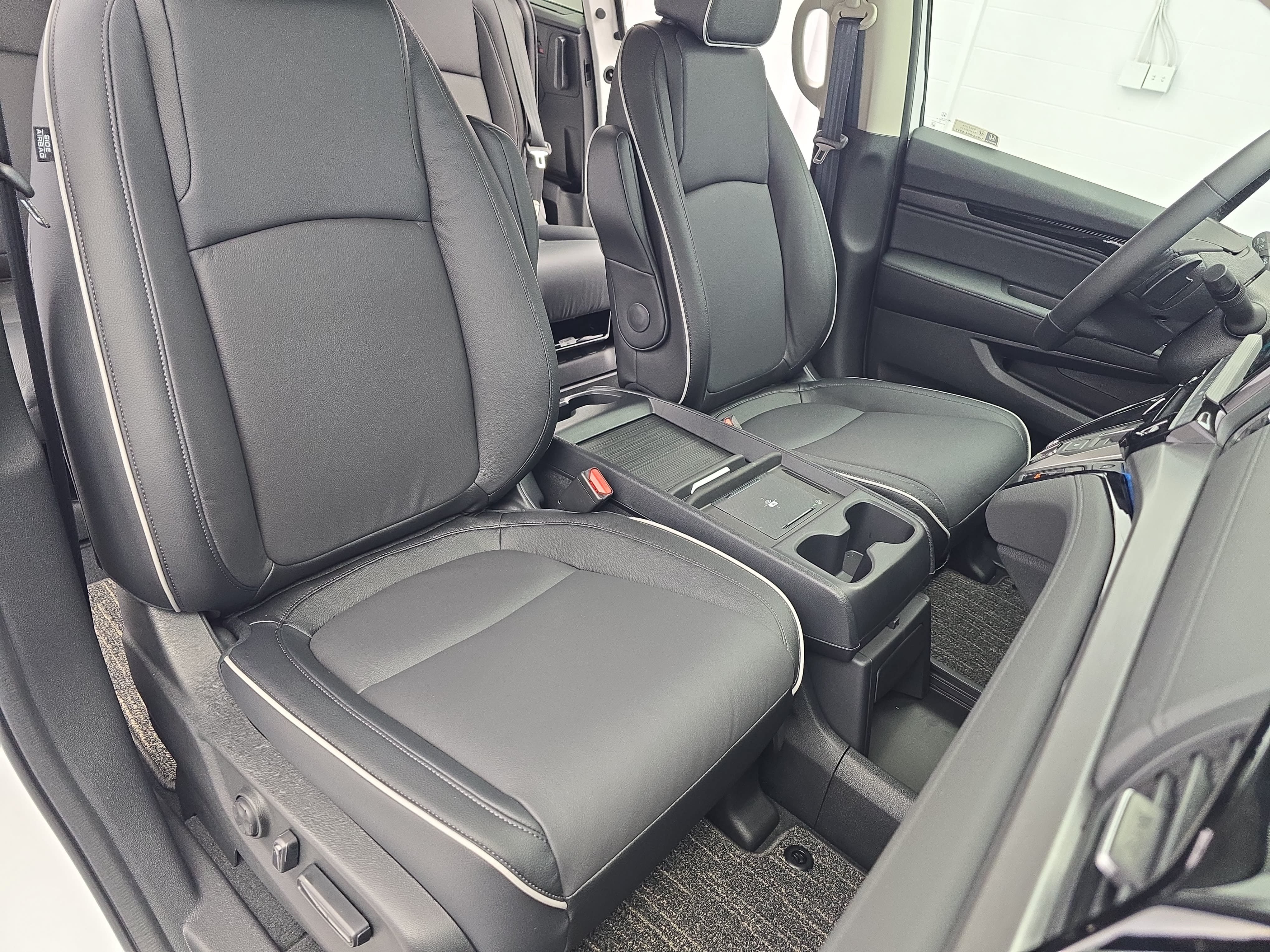 New 2027 Honda Odyssey Touring image 10