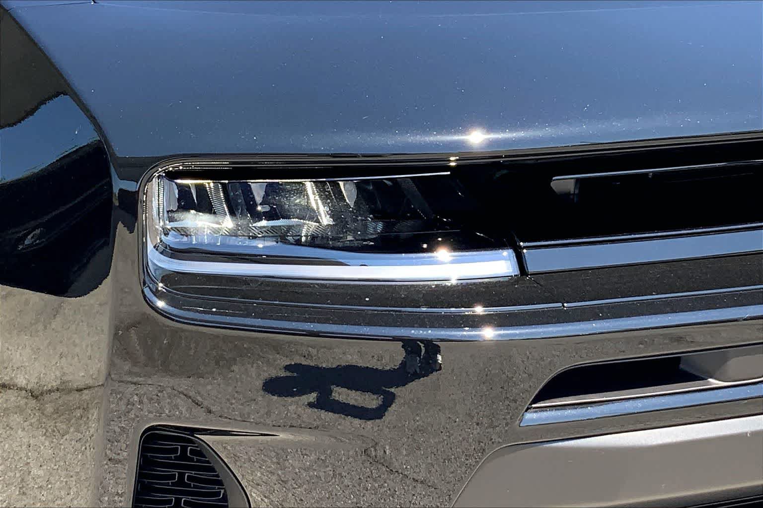 New 2026 Dodge Charger R/T w/ Blacktop Package AWD/4WD image 10