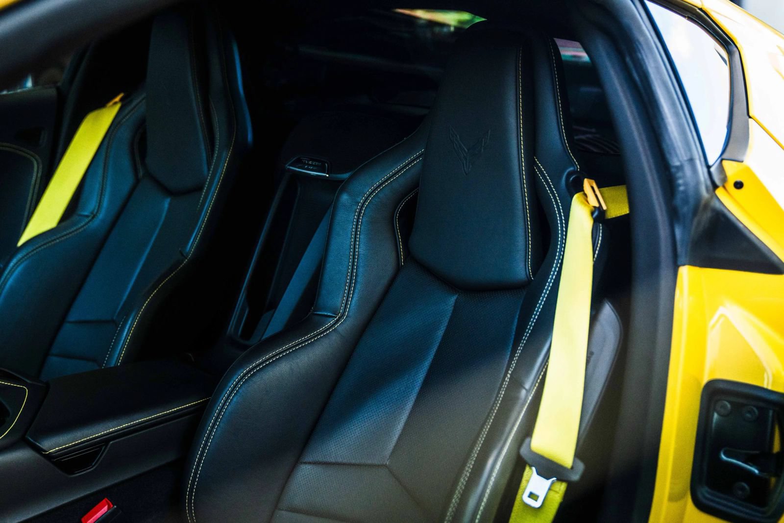 Used 2025 Chevrolet Corvette Z06 RWD image 23