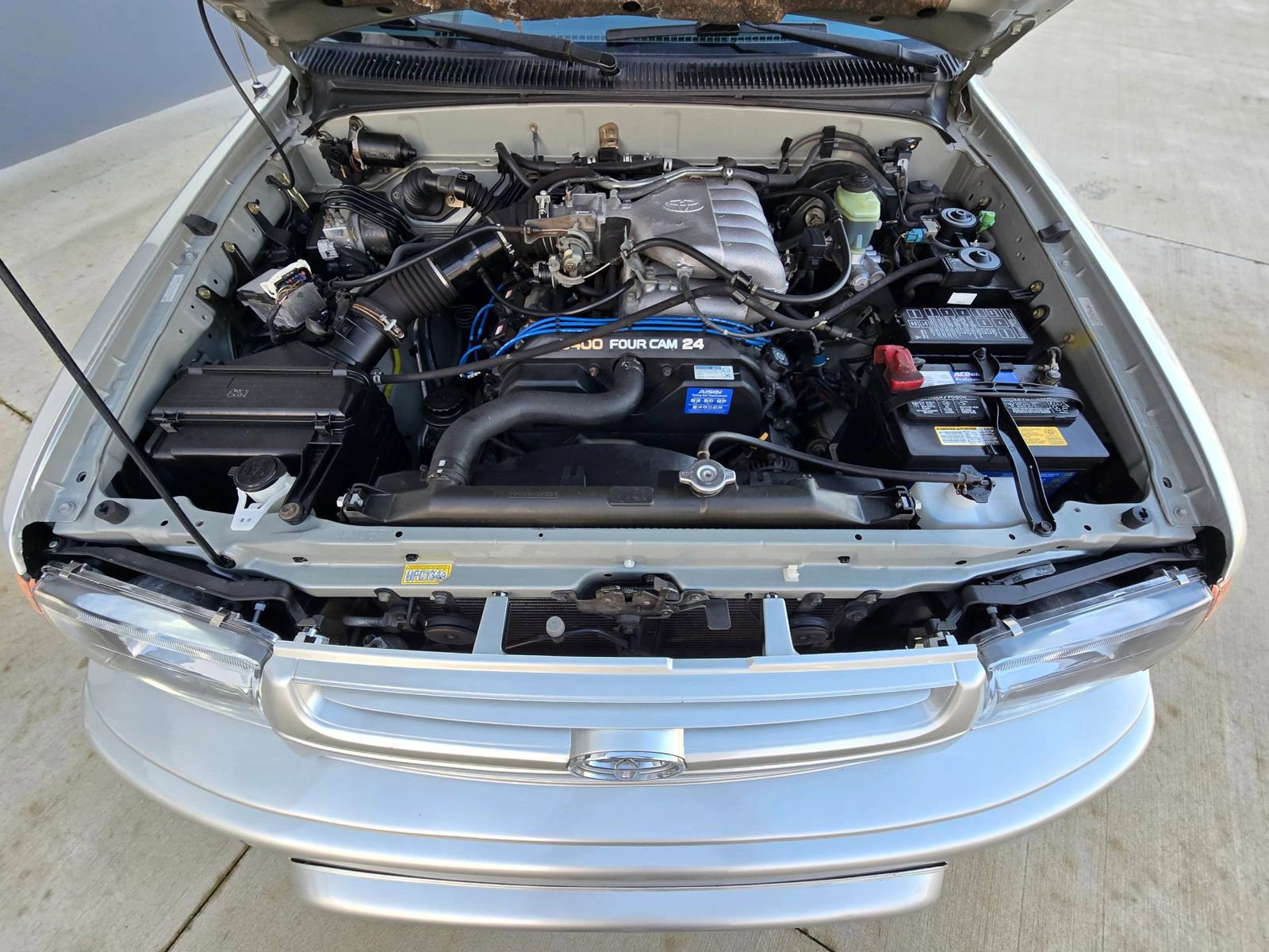 Used 2000 Toyota 4Runner SR5 image 37