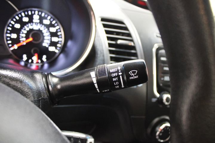 Used 2018 Kia Forte LX image 32