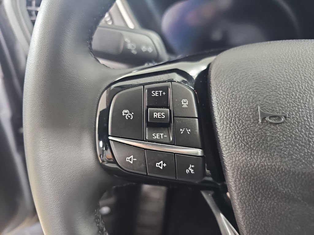 Used 2025 Ford Escape Platinum AWD/4WD image 22