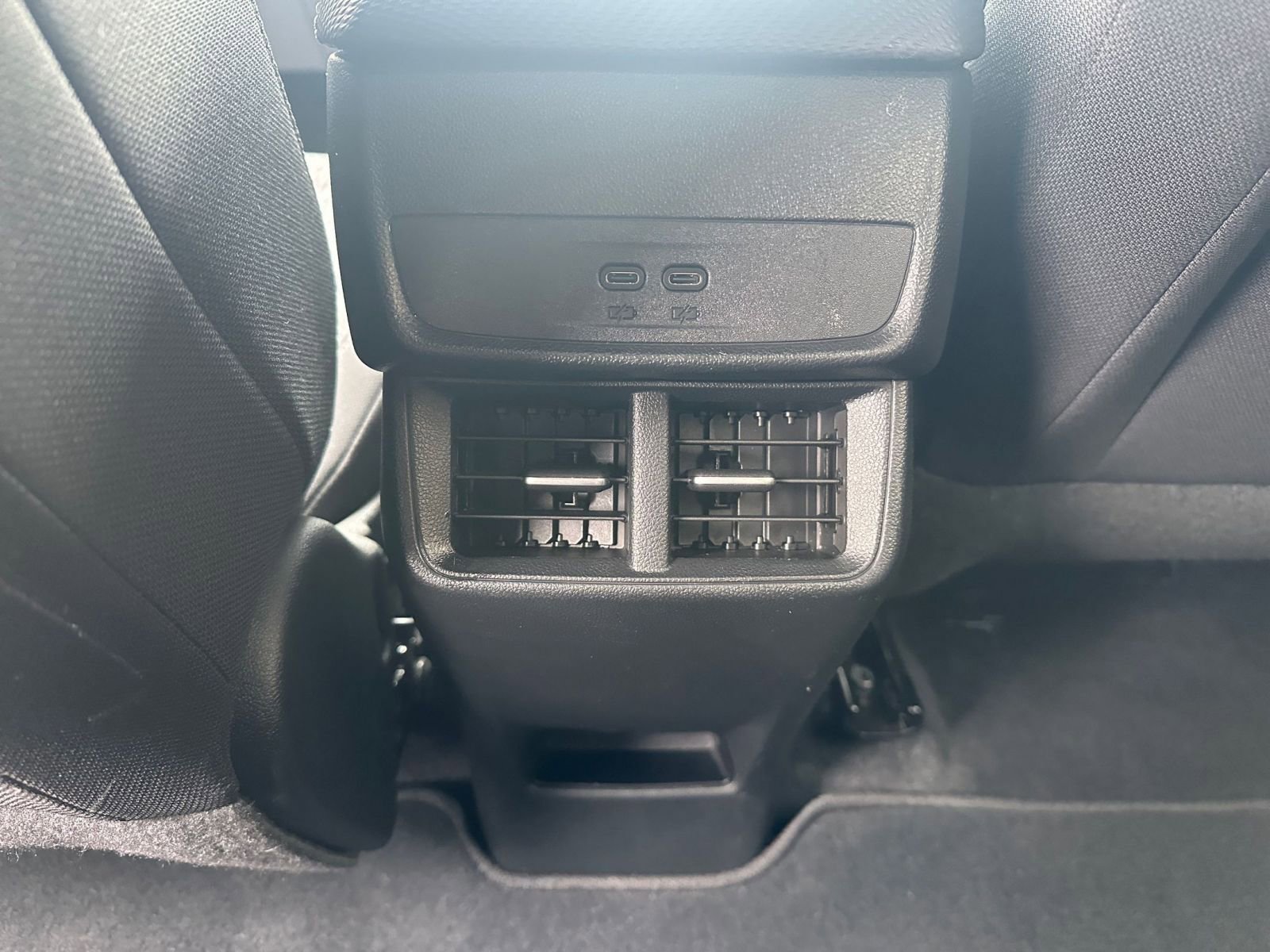 Used 2025 Chevrolet Equinox LT image 23