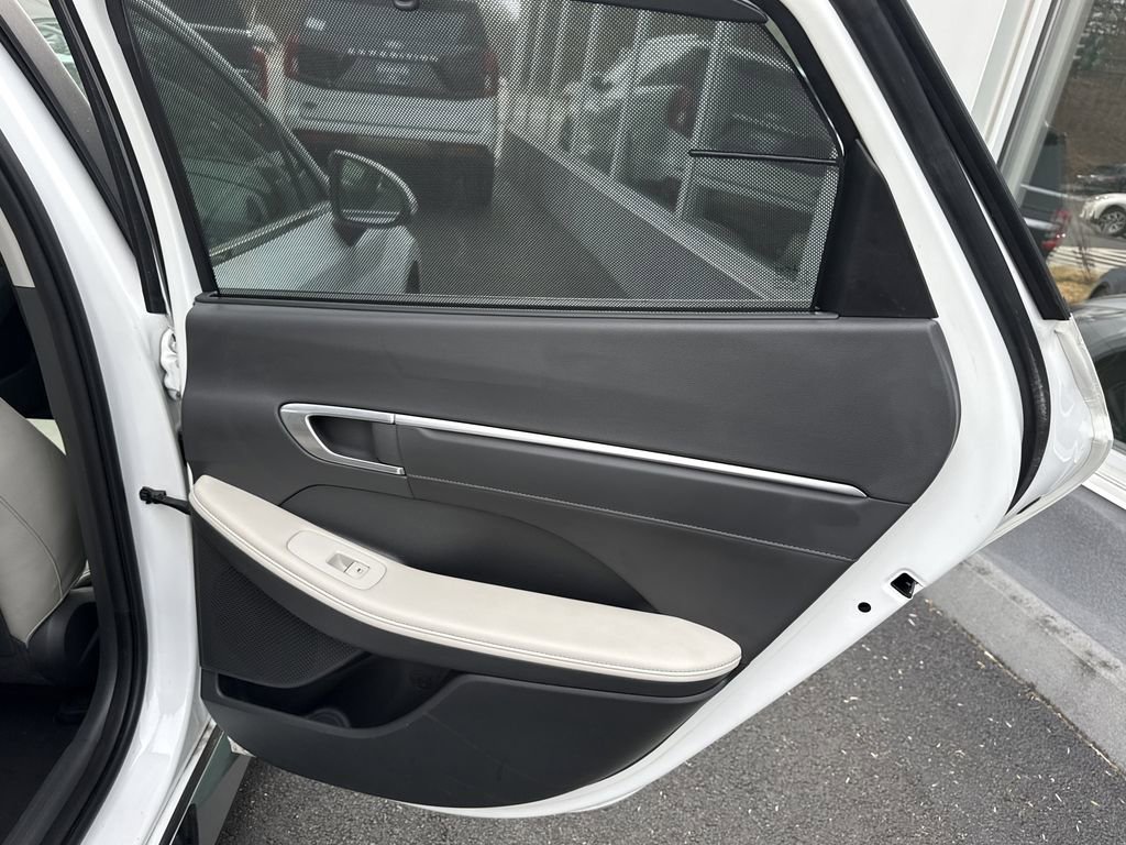 Used 2023 Hyundai Sonata Limited w/ Cargo Package image 32