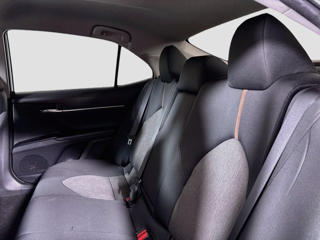 Used 2020 Toyota Camry LE FWD image 23