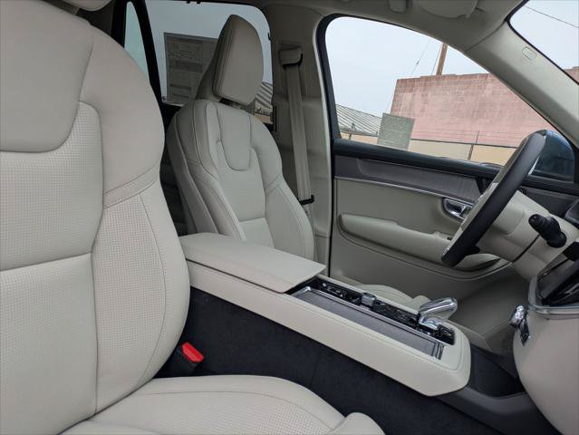 New 2026 Volvo XC90 T8 Ultra w/ Lounge Package AWD/4WD image 14