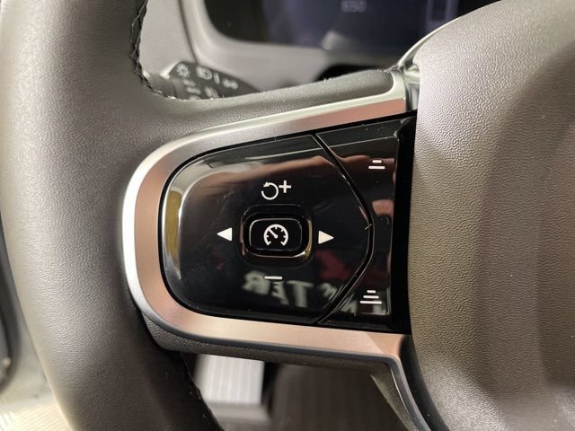 Certified 2025 Volvo XC90 T8 Plus w/ Protection Package Premier AWD/4WD image 25