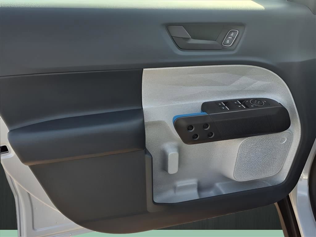 New 2025 Ford Maverick XLT w/ XLT Luxury Package image 19