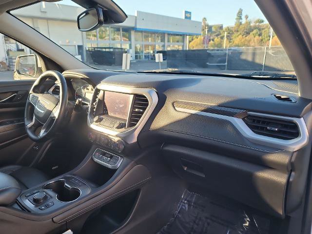 Used 2023 GMC Acadia SLT image 28