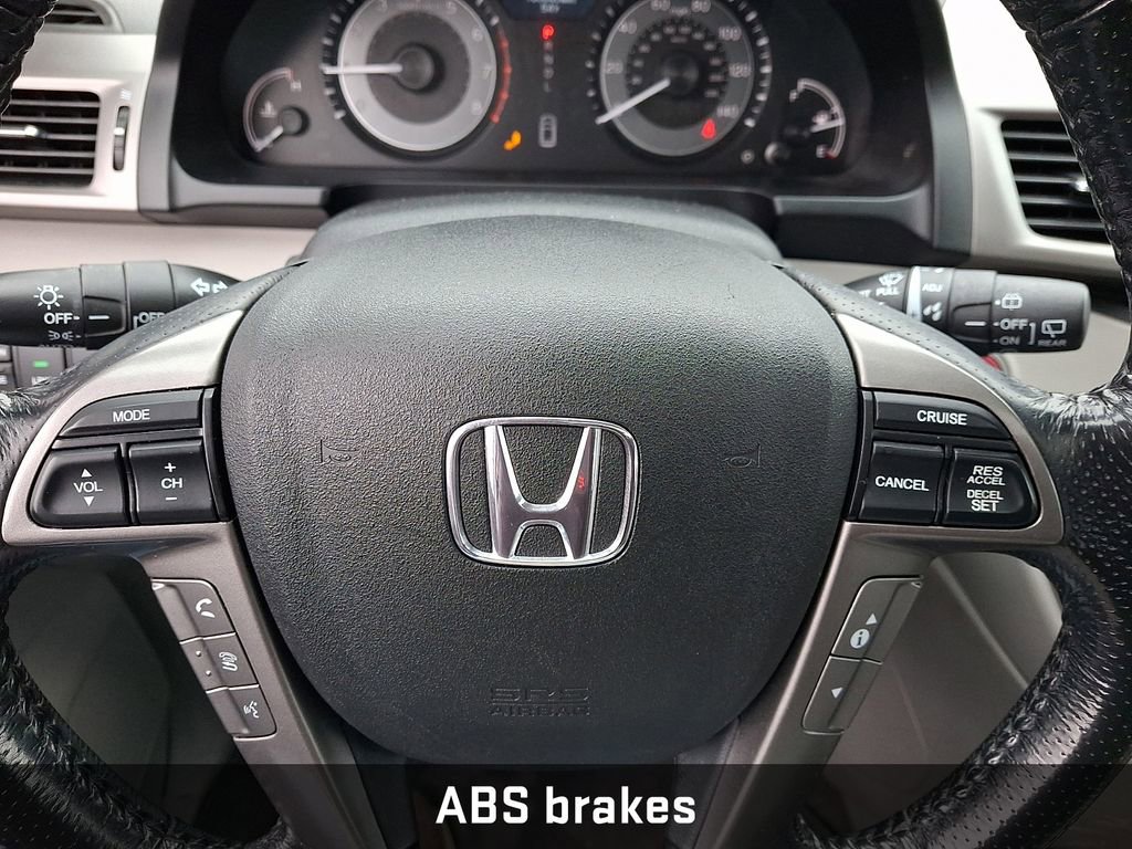 Used 2016 Honda Odyssey Touring Elite image 19