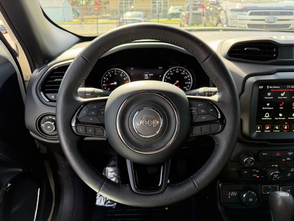 Used 2022 Jeep Renegade Altitude w/ Convenience Group image 16