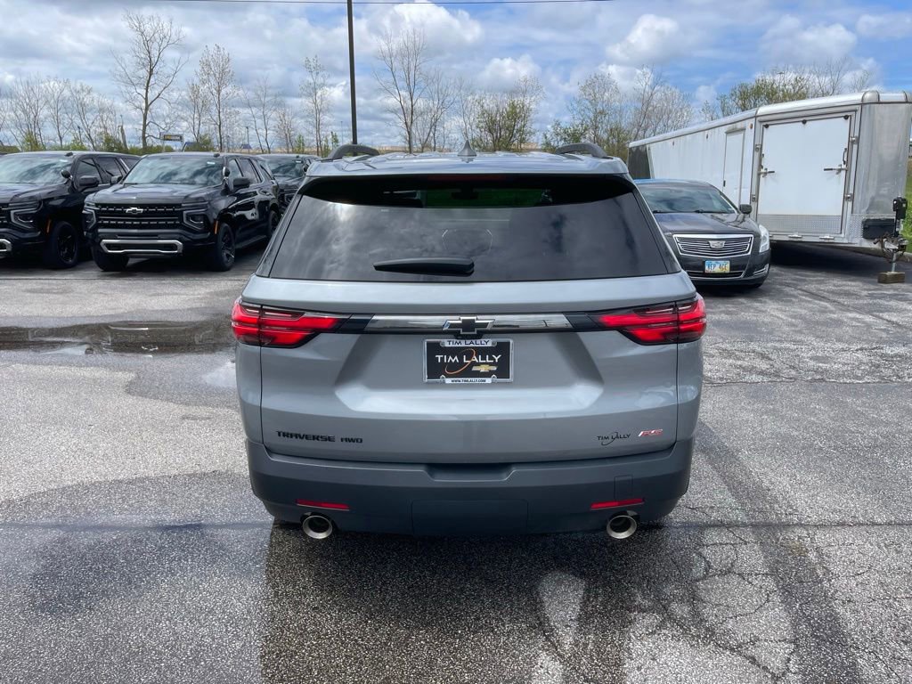 Used 2023 Chevrolet Traverse RS w/ LPO, Floor Liner Package AWD/4WD image 6
