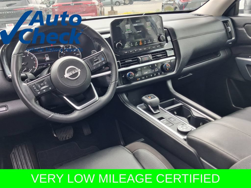 Certified 2024 Nissan Pathfinder SL AWD/4WD image 15
