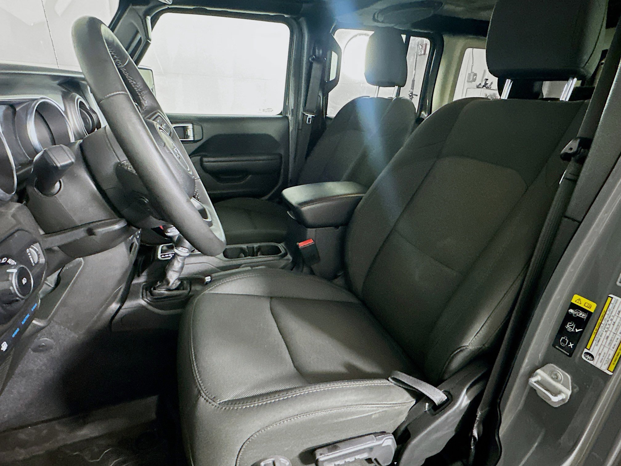 Used 2023 Jeep Wrangler Unlimited w/ Cold Weather Group image 13