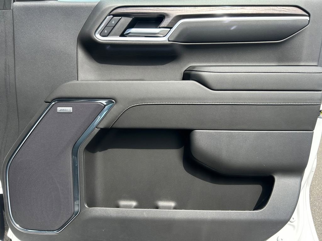 Used 2024 Chevrolet Silverado 1500 LTZ image 25