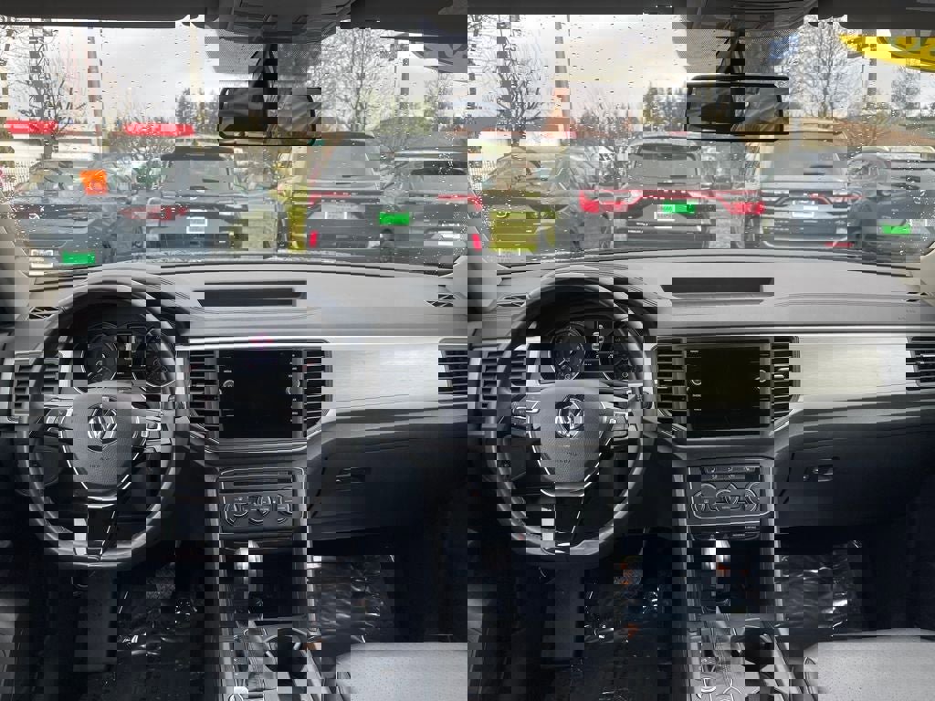 Used 2020 Volkswagen Atlas SE w/ Towing Package image 15