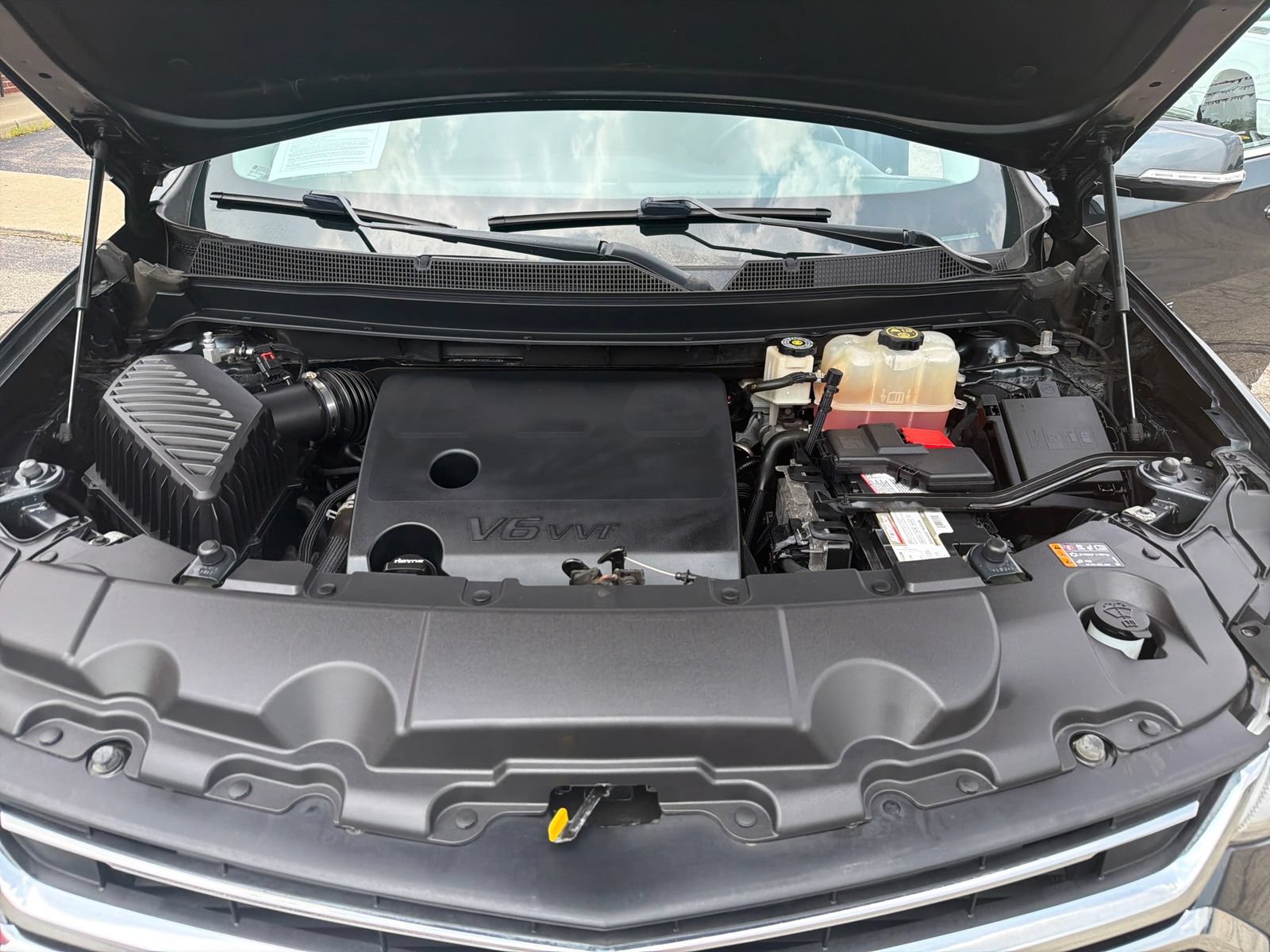 Used 2018 Chevrolet Traverse Premier AWD/4WD image 25