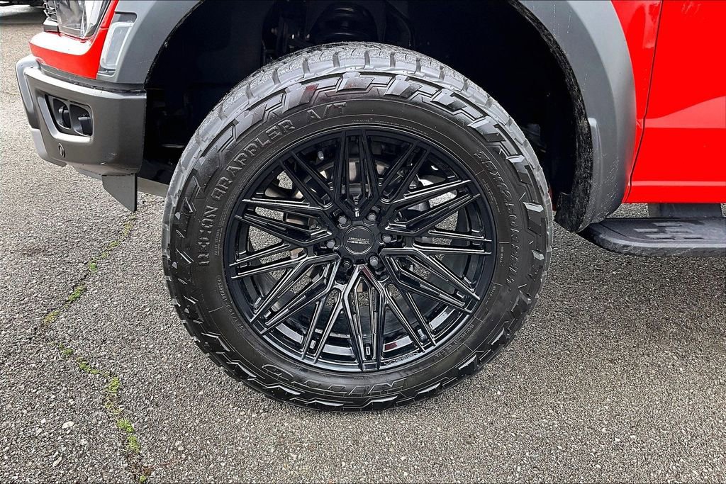 Used 2023 Ford F150 Raptor image 12