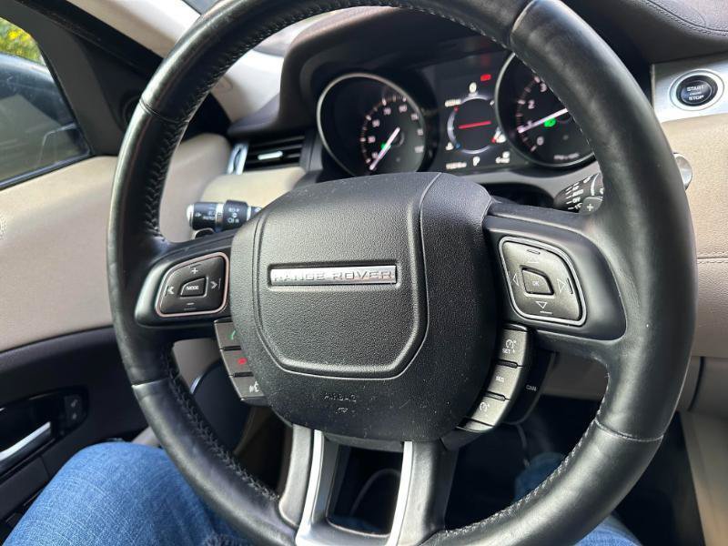 Used 2017 Land Rover Range Rover Evoque SE Premium AWD/4WD image 31