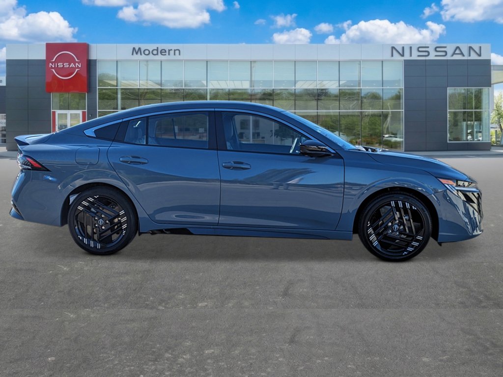 New 2027 Nissan Sentra SR w/ SR Premium Package FWD image 6